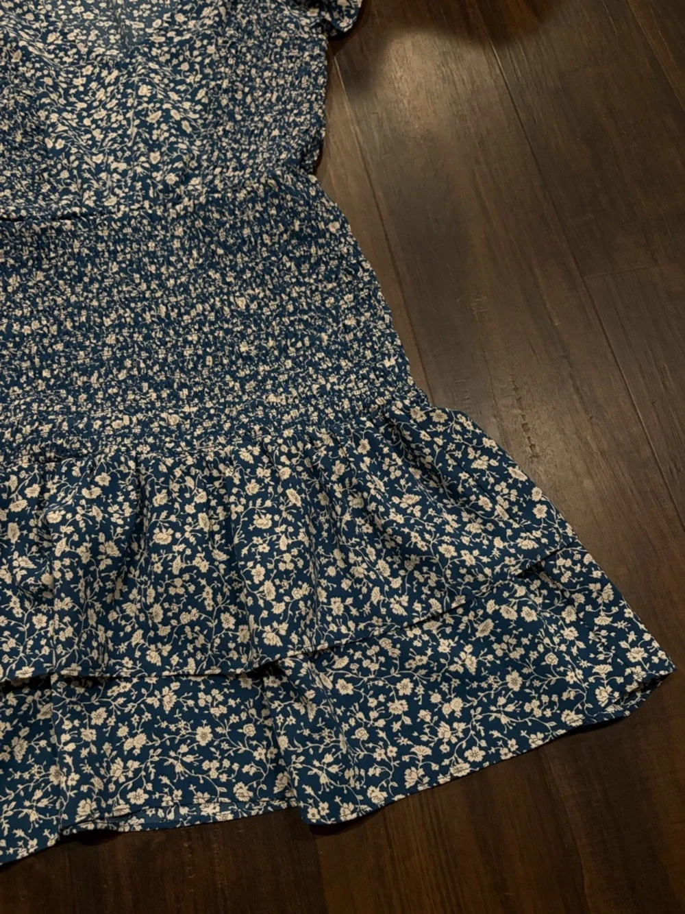 Sugarlips Blue White Floral Smocked Waist Tiered Dress Flutter Sleeve - Picture 2 of 5